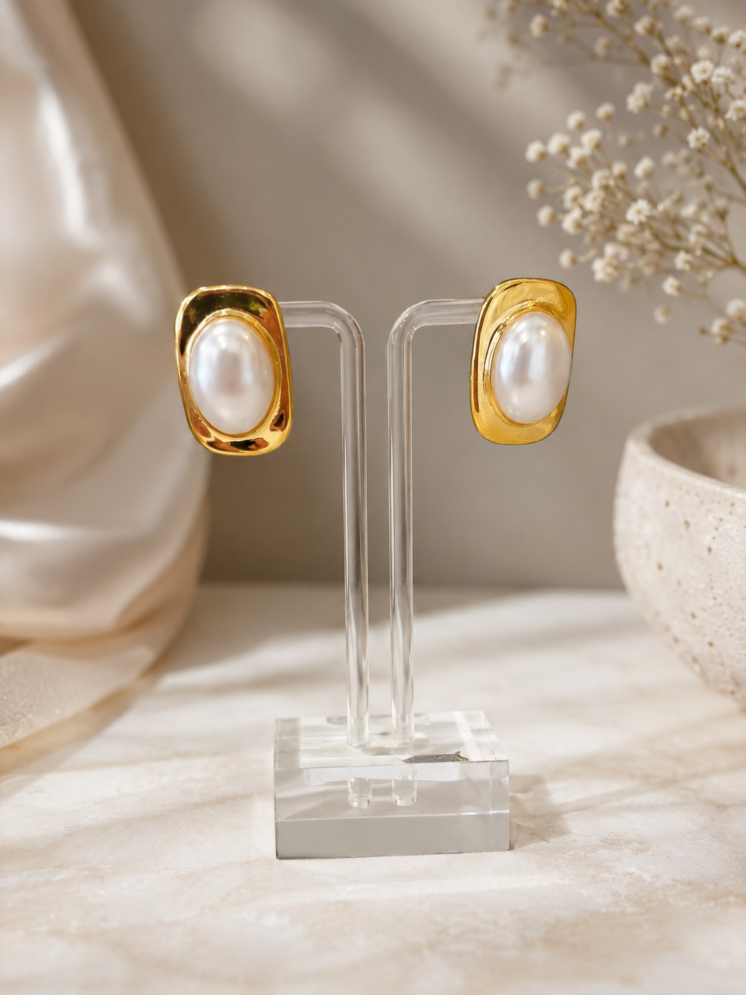 Gold Pearl Earrings